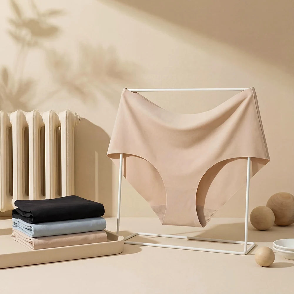 Silix™ Seamless High-Waisted Briefs